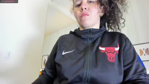 Snapshot of valeriaa_soler chatting on 02-03-25, 12:25 Valeria online show from 02-03-25, 12:25
