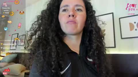 Snapshot of valeriaa_soler chatting on 02-21-25, 05:42 Valeria online show from 02-21-25, 05:42