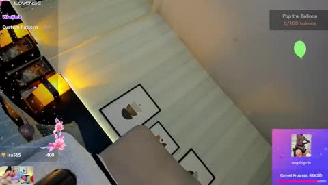 Snapshot of valeriaa_soler chatting on 03-11-25, 05:35 Valeria online show from 03-11-25, 05:35