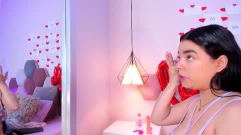 Snapshot of valeriablythe chatting on 02-16-26, 11:39 ValeriaBlythe online show from 02-16-26, 11:39