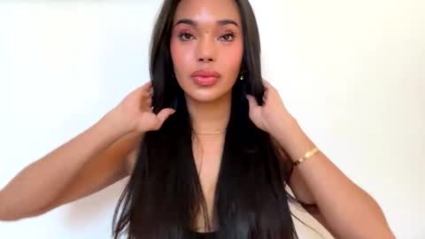 Snapshot of valeriadion chatting on 09-30-25, 06:18 Valeria online show from 09-30-25, 06:18