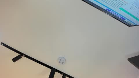 Valeria online show from 01-19-26, 12:20