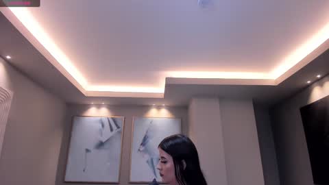 Snapshot of valeriariverax chatting on 01-12-25, 03:39 Valeria online show from 01-12-25, 03:39
