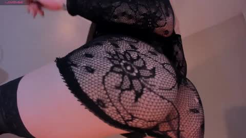 Snapshot of valeriariverax chatting on 01-15-25, 06:43 Valeria online show from 01-15-25, 06:43