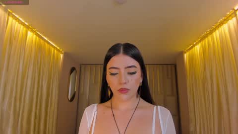 Snapshot of valeriariverax chatting on 02-06-25, 03:37 Valeria online show from 02-06-25, 03:37