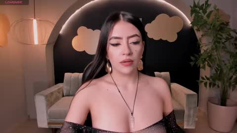 Snapshot of valeriariverax chatting on 02-23-25, 05:39 Valeria online show from 02-23-25, 05:39