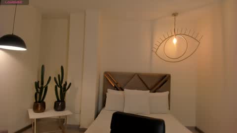 Snapshot of valeriariverax chatting on 02-26-25, 03:53 Valeria online show from 02-26-25, 03:53