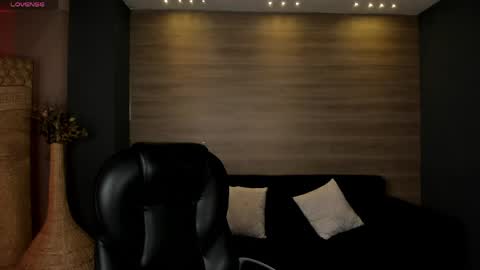 Valeria online show from 04-22-26, 10:17