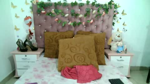 La valerie26 online show from 02-15-25, 08:54