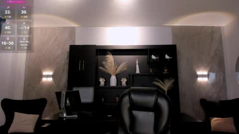 Snapshot of valeriavelvet chatting on 10-14-25, 12:06 Vale online show from 10-14-25, 12:06