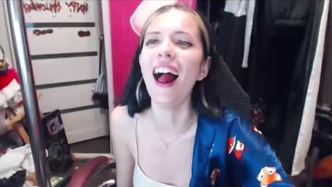 ValeriaXKiss online show from 12-04-24, 05:55