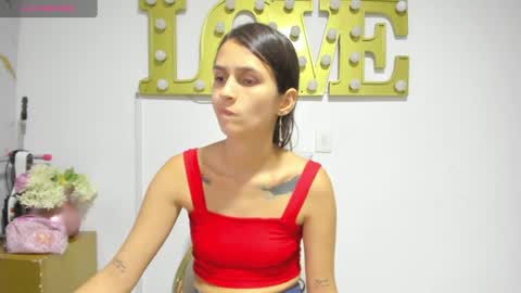 Snapshot of valerie__skinny chatting on 06-25-26, 03:06 valeri online show from 06-25-26, 03:06