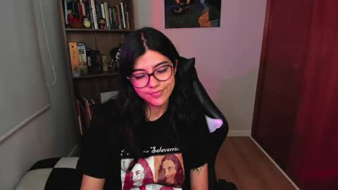 Snapshot of valerie__sky chatting on 06-05-26, 03:35 Val online show from 06-05-26, 03:35