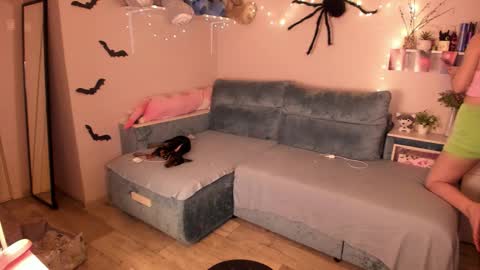 Snapshot of valerie_cutee chatting on 11-02-25, 02:41 Lera online show from 11-02-25, 02:41