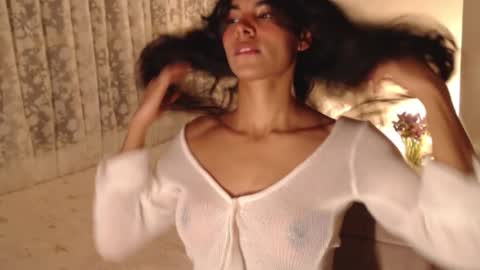 valerie_dreams online show from 11-29-25, 03:53