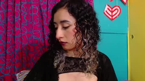 vale online show from 11-21-25, 08:29