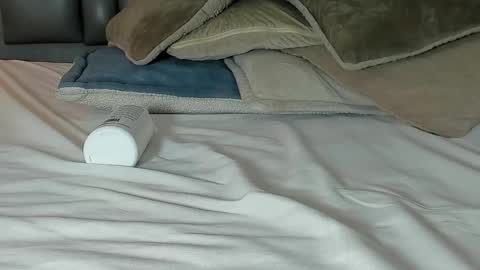 Snapshot of valerie_rouse chatting on 03-06-25, 11:09 Valerie online show from 03-06-25, 11:09