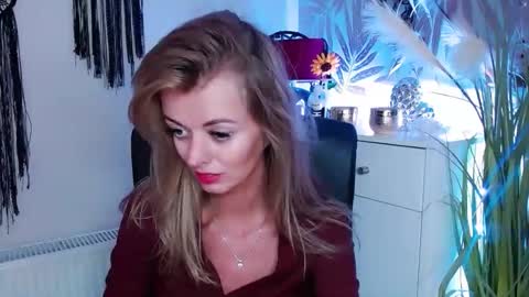 Valerie  online show from 12-30-24, 02:51