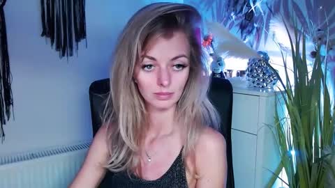 Valerie  online show from 02-24-25, 09:31