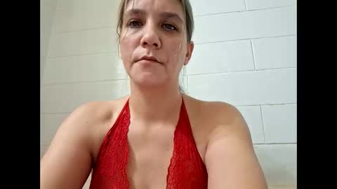 Snapshot of valerierayne13 chatting on 03-22-26, 05:33 ValerieRayne online show from 03-22-26, 05:33