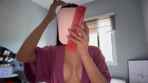 Snapshot of valerieriches chatting on 03-02-26, 05:30 Valerie online show from 03-02-26, 05:30