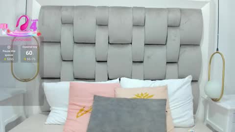 Snapshot of valeriesoto chatting on 02-23-26, 07:33 Valerie online show from 02-23-26, 07:33