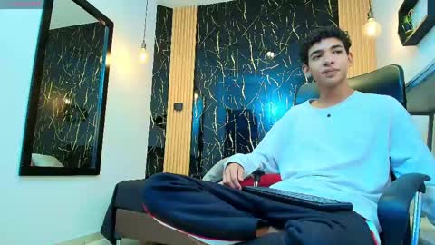 VALERIO  online show from 04-30-26, 03:13