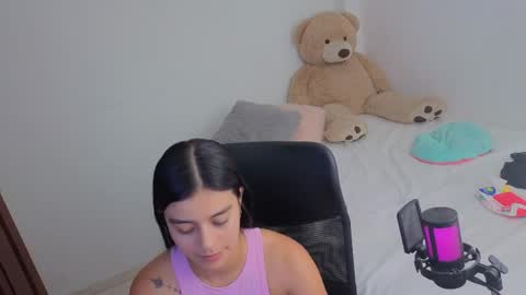 valerihouse_ online show from 05-09-26, 02:50
