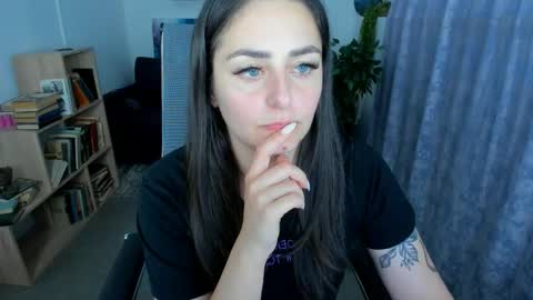 Valerie online show from 06-01-26, 09:49