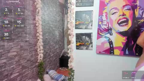 Snapshot of valery__69 chatting on 10-17-25, 12:19 valery__69 online show from 10-17-25, 12:19