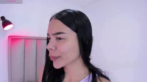 Cris  online show from 11-05-25, 02:55