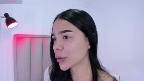 Cris  online show from 11-26-25, 11:28