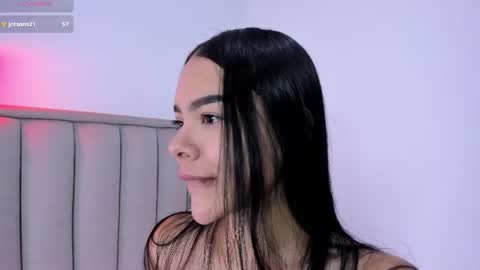 Cris  online show from 07-18-26, 11:36