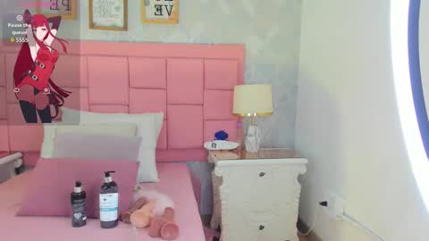 Snapshot of valery_fox___ chatting on 09-11-25, 02:22 Valery online show from 09-11-25, 02:22