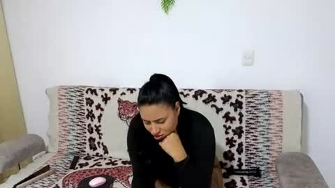 valery_lovex_ online show from 08-02-26, 10:57