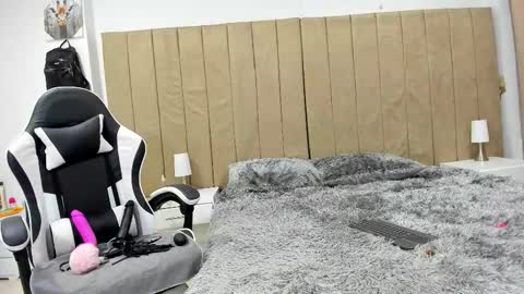 Snapshot of valery_slim18 chatting on 03-14-26, 11:21 valery online show from 03-14-26, 11:21