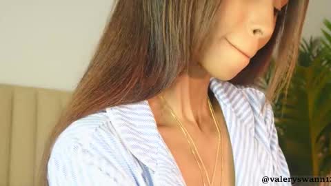 Valery swan1 online show from 12-05-25, 02:42