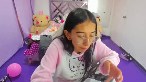 Snapshot of valery_taylor_1 chatting on 07-01-26, 12:29 valery online show from 07-01-26, 12:29