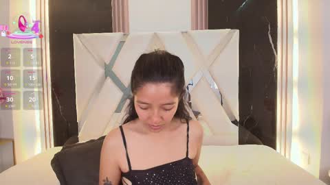 Snapshot of valery_wang chatting on 02-27-25, 03:05 Val online show from 02-27-25, 03:05