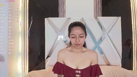 Snapshot of valery_wang chatting on 03-07-25, 02:45 Val online show from 03-07-25, 02:45