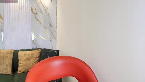 Snapshot of valery_wang chatting on 03-11-25, 05:57 Val online show from 03-11-25, 05:57