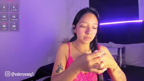 Snapshot of valery_wang chatting on 09-15-25, 12:05 Val online show from 09-15-25, 12:05
