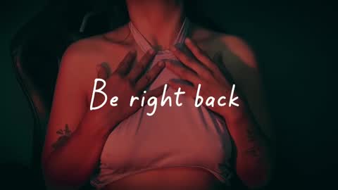 Snapshot of valery_wang chatting on 09-20-25, 12:06 Val online show from 09-20-25, 12:06