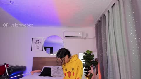 Valery online show from 01-17-25, 03:43