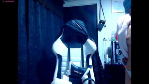 B V Naughty online show from 02-17-26, 11:22