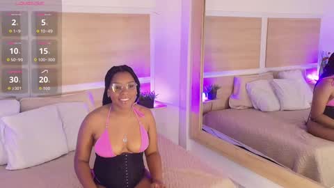 Snapshot of valerycortezm chatting on 10-07-25, 11:51 Valery online show from 10-07-25, 11:51