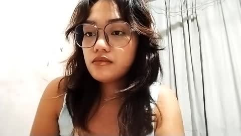 Snapshot of valerykramer chatting on 04-04-26, 11:18 valerykramer online show from 04-04-26, 11:18