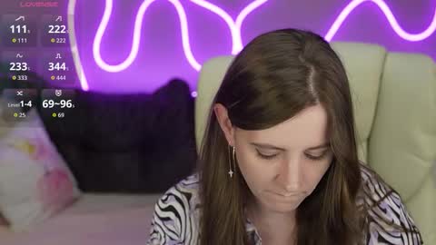 Snapshot of valerymurr chatting on 11-02-25, 09:33 V A L E R Y M U R online show from 11-02-25, 09:33