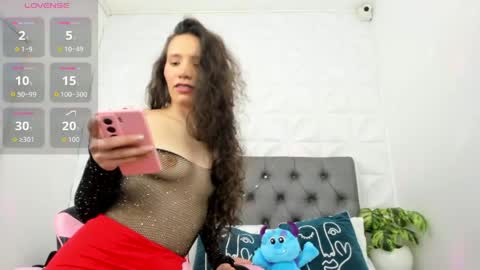 valeryn rosse online show from 04-30-26, 02:29