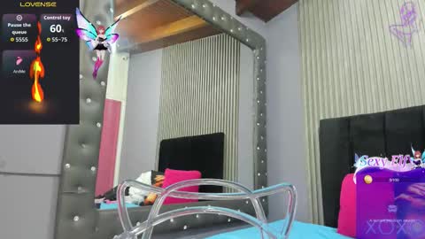 Snapshot of valerynbrown chatting on 01-31-26, 09:35 valery online show from 01-31-26, 09:35